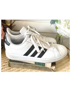 Adidas Black & White GRAND COURT SHOES size 11